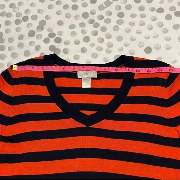 LOFT Factory Orange And Navy Striped V-Neck Sweater Size XS - Picture 7 of 11